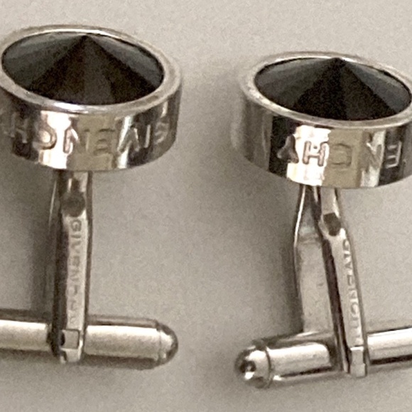 Givenchy Paris Pyramid Stud Cufflinks – Luxury Designer Statement - Picture 5 of 6